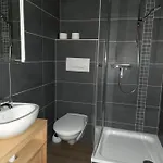 Chez Un Vigneron Au Village Au 2eme Etage Sans Ascenseur Daire Villeneuve