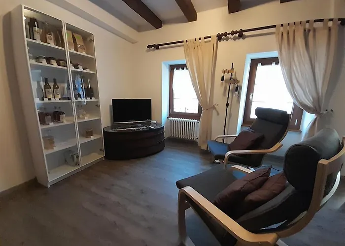 Chez Un Vigneron Au Village Au 2ème étage Sans Ascenseur Appartement Villeneuve