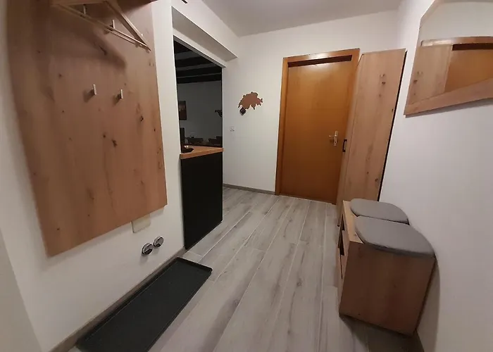 Appartement Chez Un Vigneron Au Village Au 2eme Etage Sans Ascenseur *